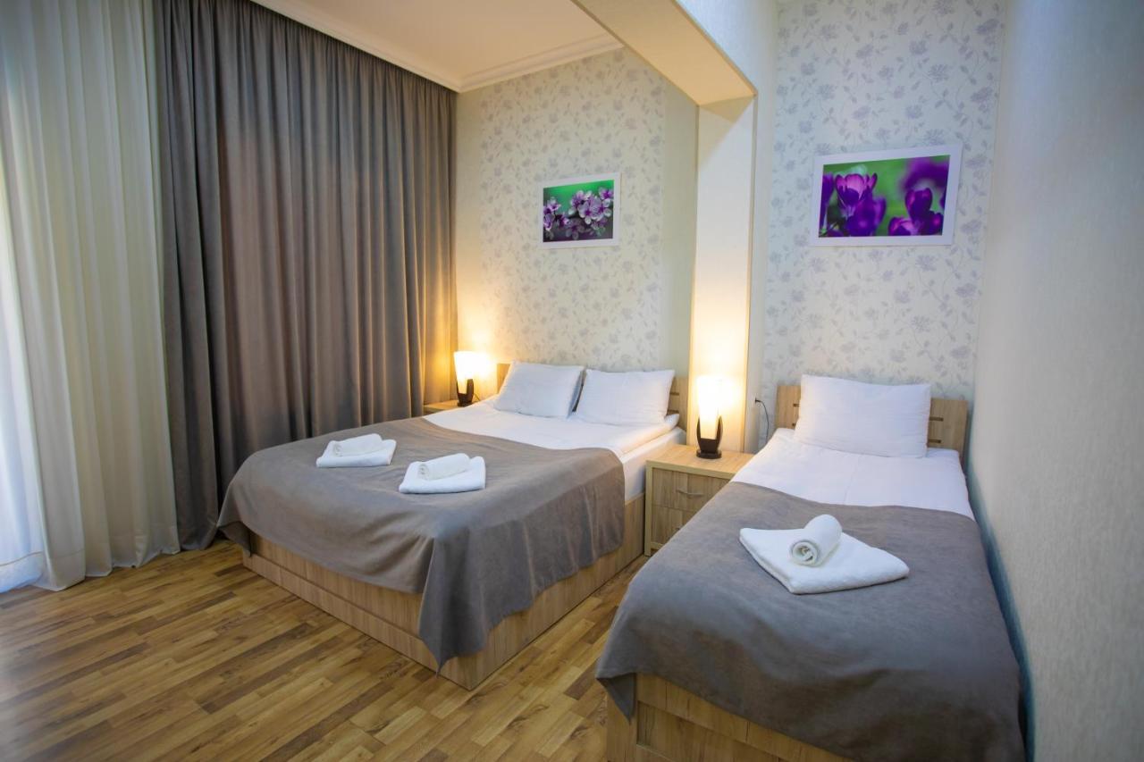 Peradia Hotel Kutaisi Ngoại thất bức ảnh