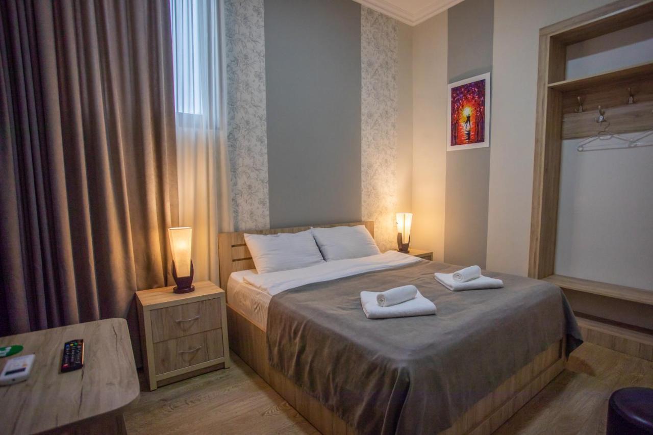 Peradia Hotel Kutaisi Ngoại thất bức ảnh
