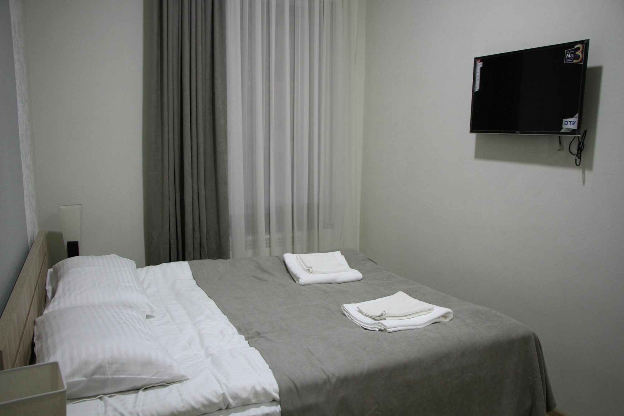 Peradia Hotel Kutaisi Ngoại thất bức ảnh